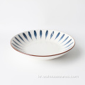 중국 스타일의 파란색과 흰색 도자기 그릇 접시